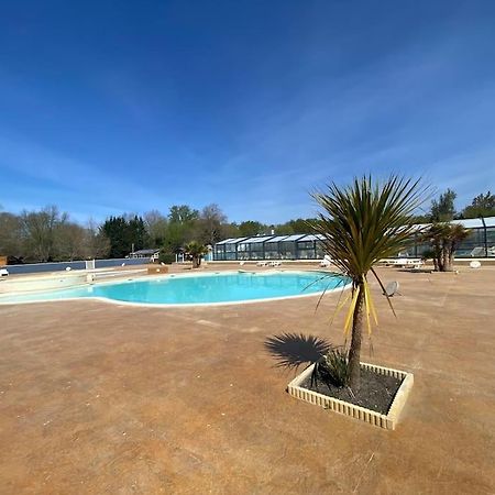Vue Sur Le Lac, Cadre Verdoyant, Camping 4 Etoiles 欧雷扬 外观 照片